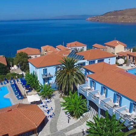 Blue Sky Hotel - Petra - Lesvos - Greece エクステリア 写真