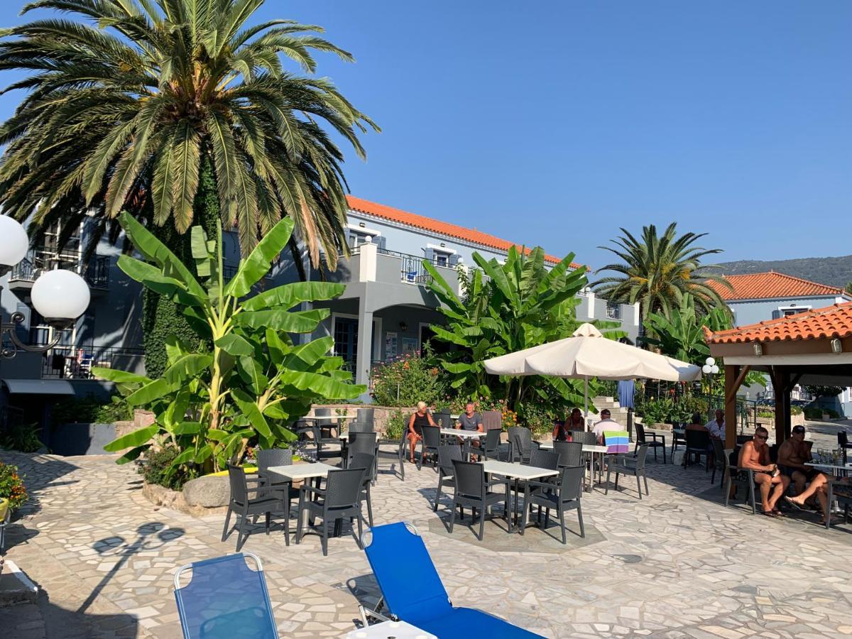 Blue Sky Hotel - Petra - Lesvos - Greece エクステリア 写真