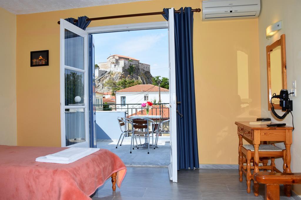 Blue Sky Hotel - Petra - Lesvos - Greece エクステリア 写真