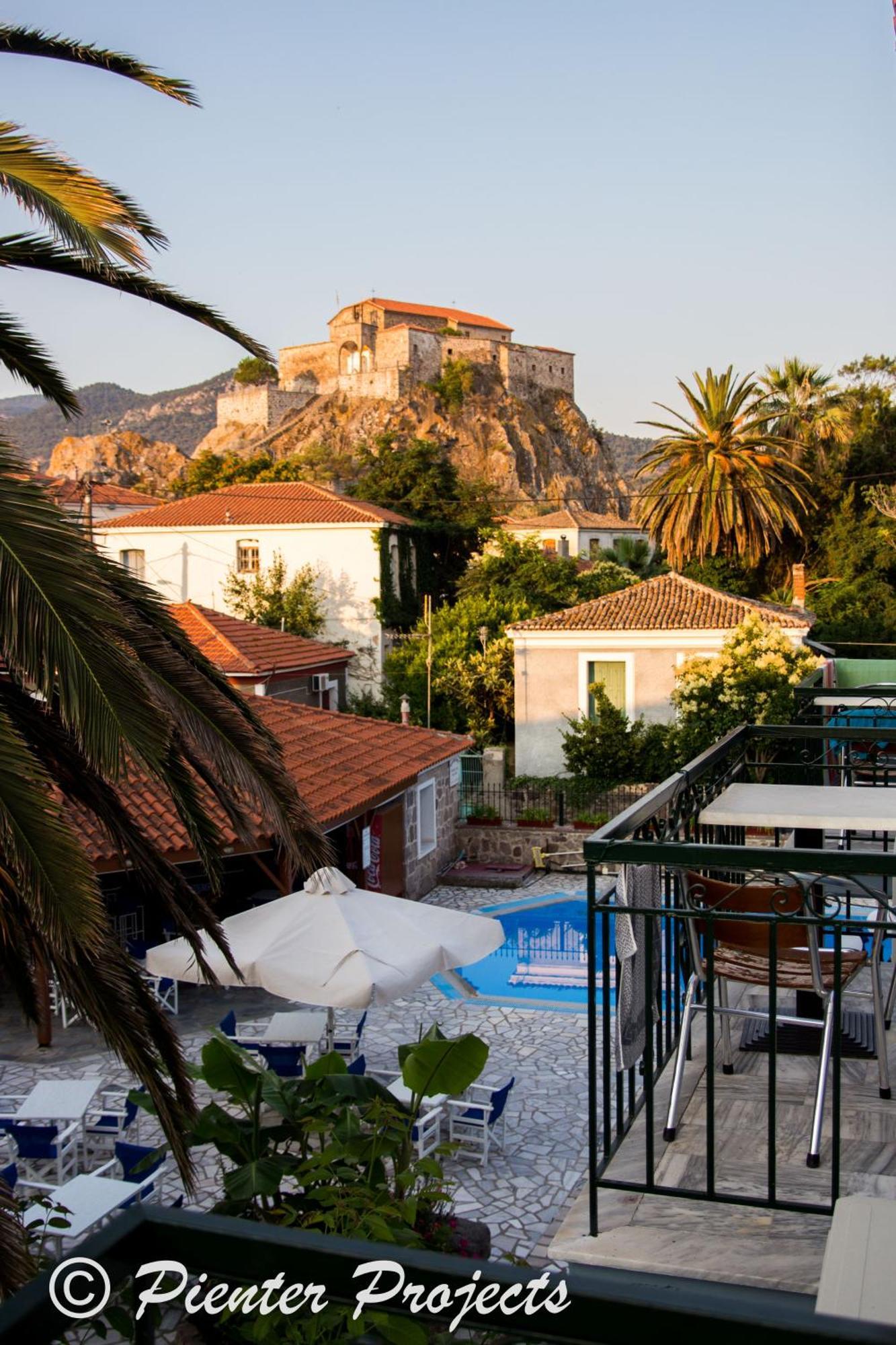 Blue Sky Hotel - Petra - Lesvos - Greece エクステリア 写真