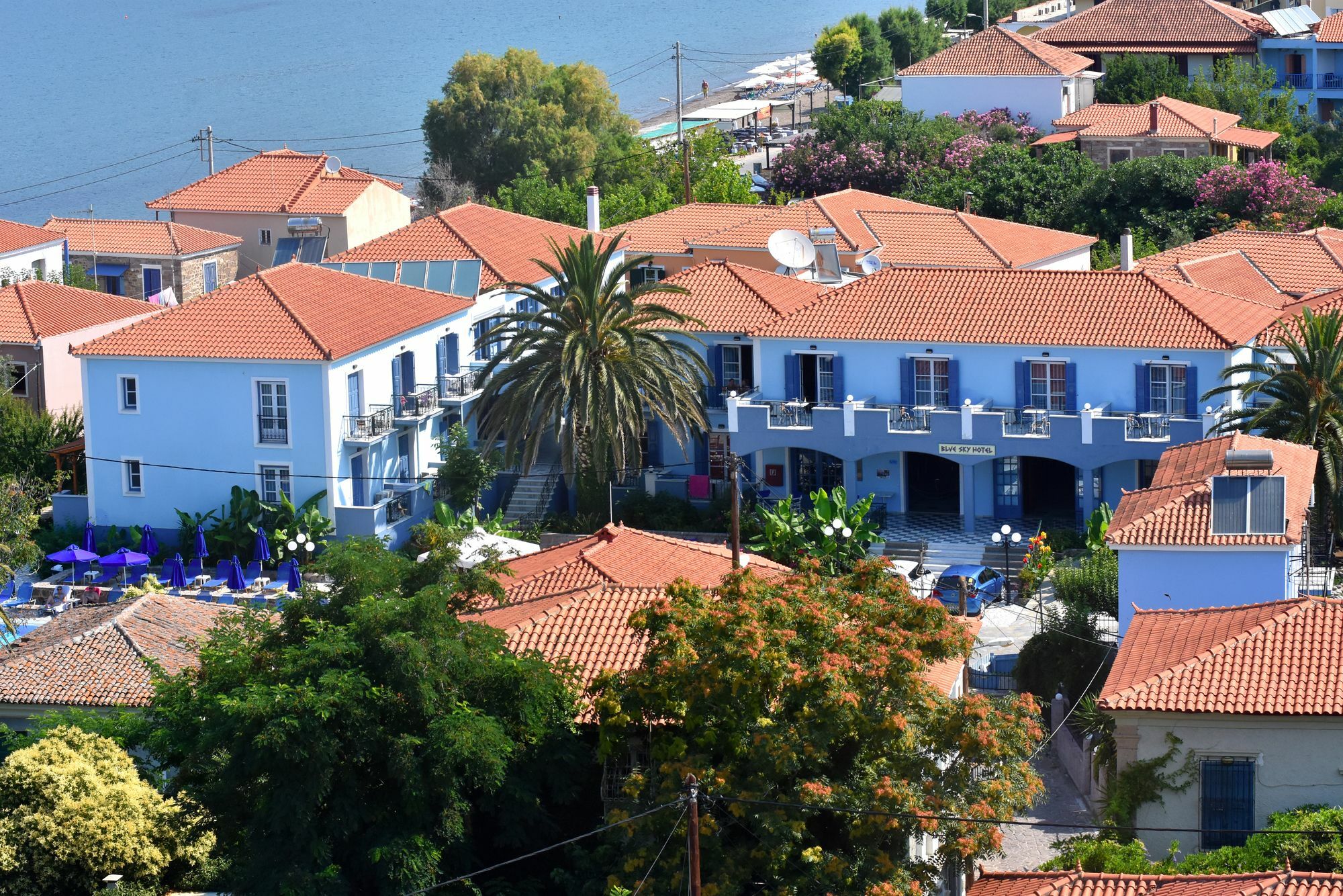 Blue Sky Hotel - Petra - Lesvos - Greece エクステリア 写真