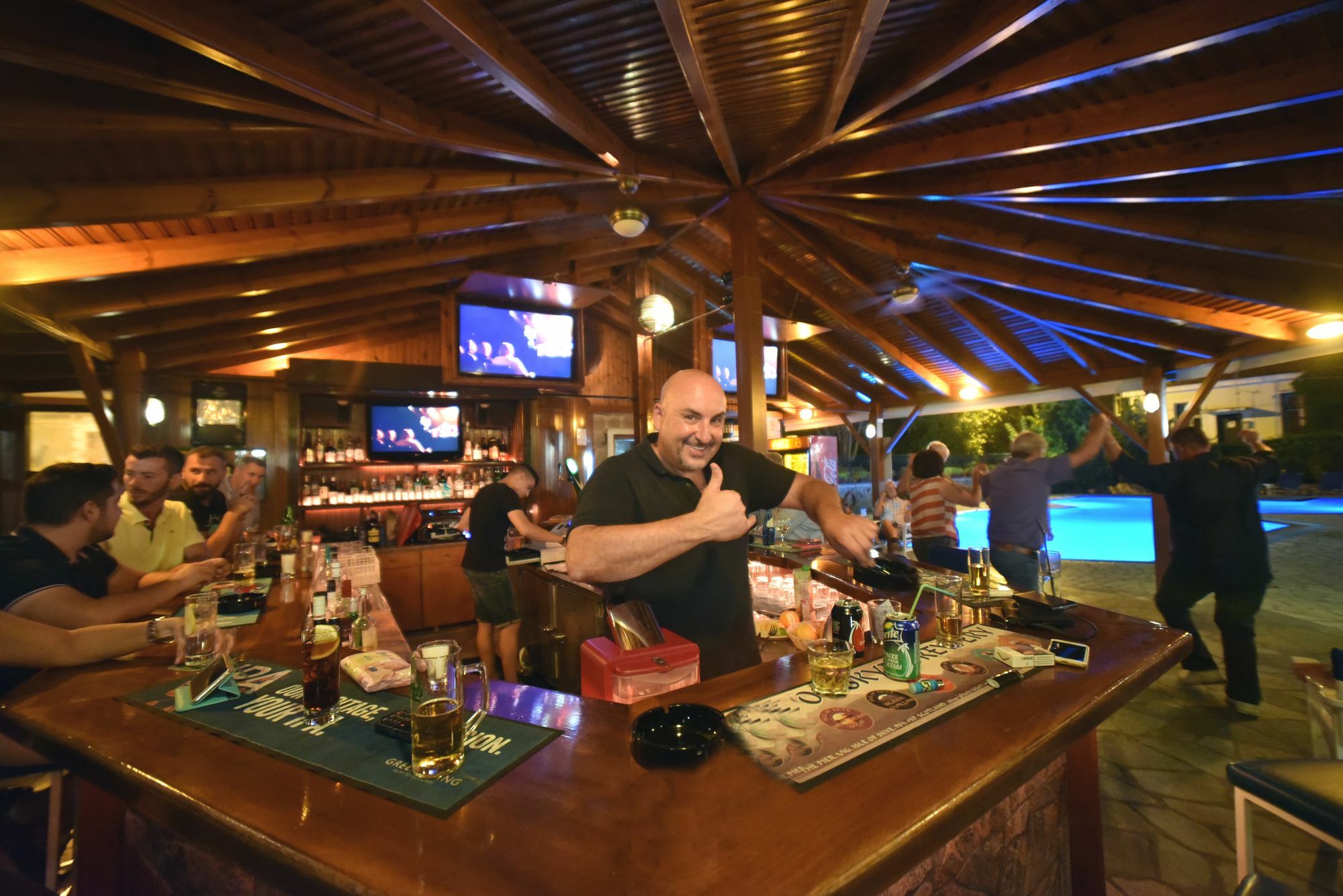 Blue Sky Hotel - Petra - Lesvos - Greece エクステリア 写真